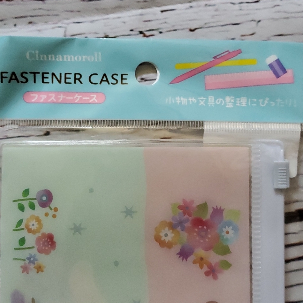 🆕️ SANRIO PENCIL/ACCESSORIES CASE BUNDLE 🥰 - Picture 4 of 7